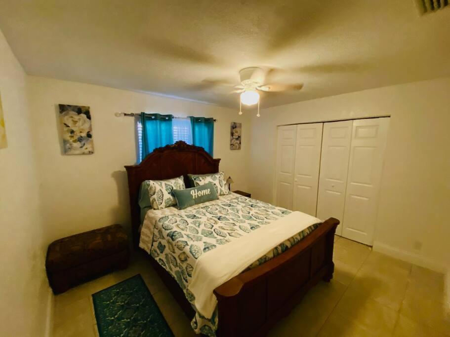 フォート・ローダーデール Cheerful 1-Bed On Oakland Park Flヴィラ エクステリア 写真