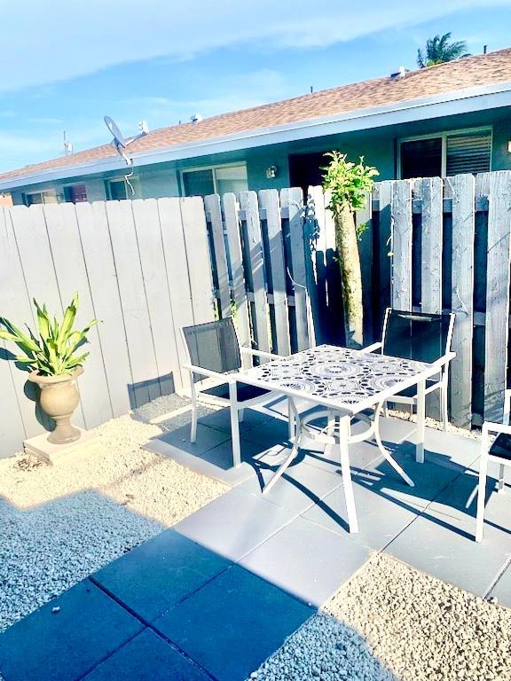 フォート・ローダーデール Cheerful 1-Bed On Oakland Park Flヴィラ エクステリア 写真